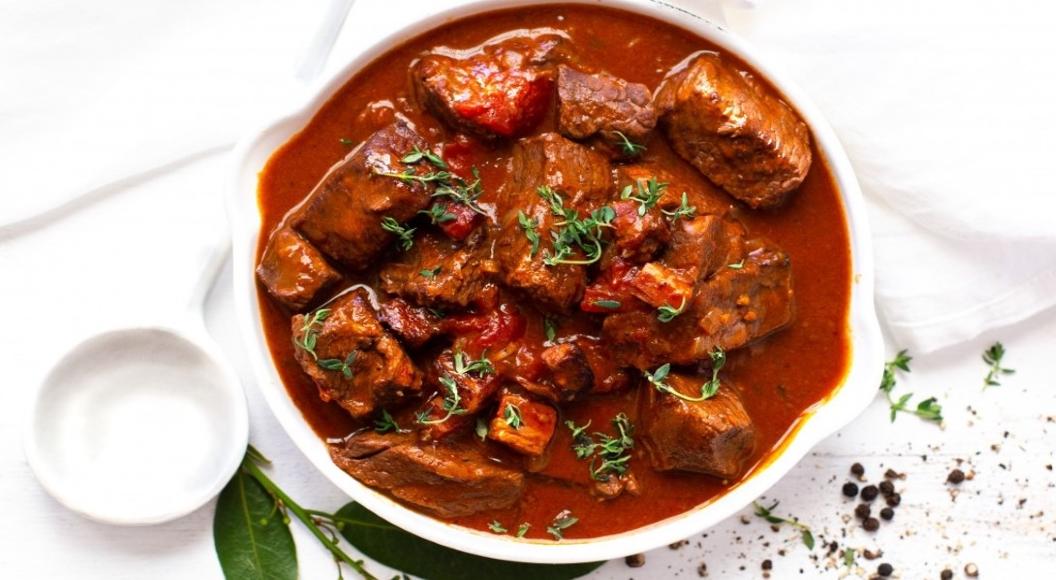 Divine Beef Casserole in Red Wine